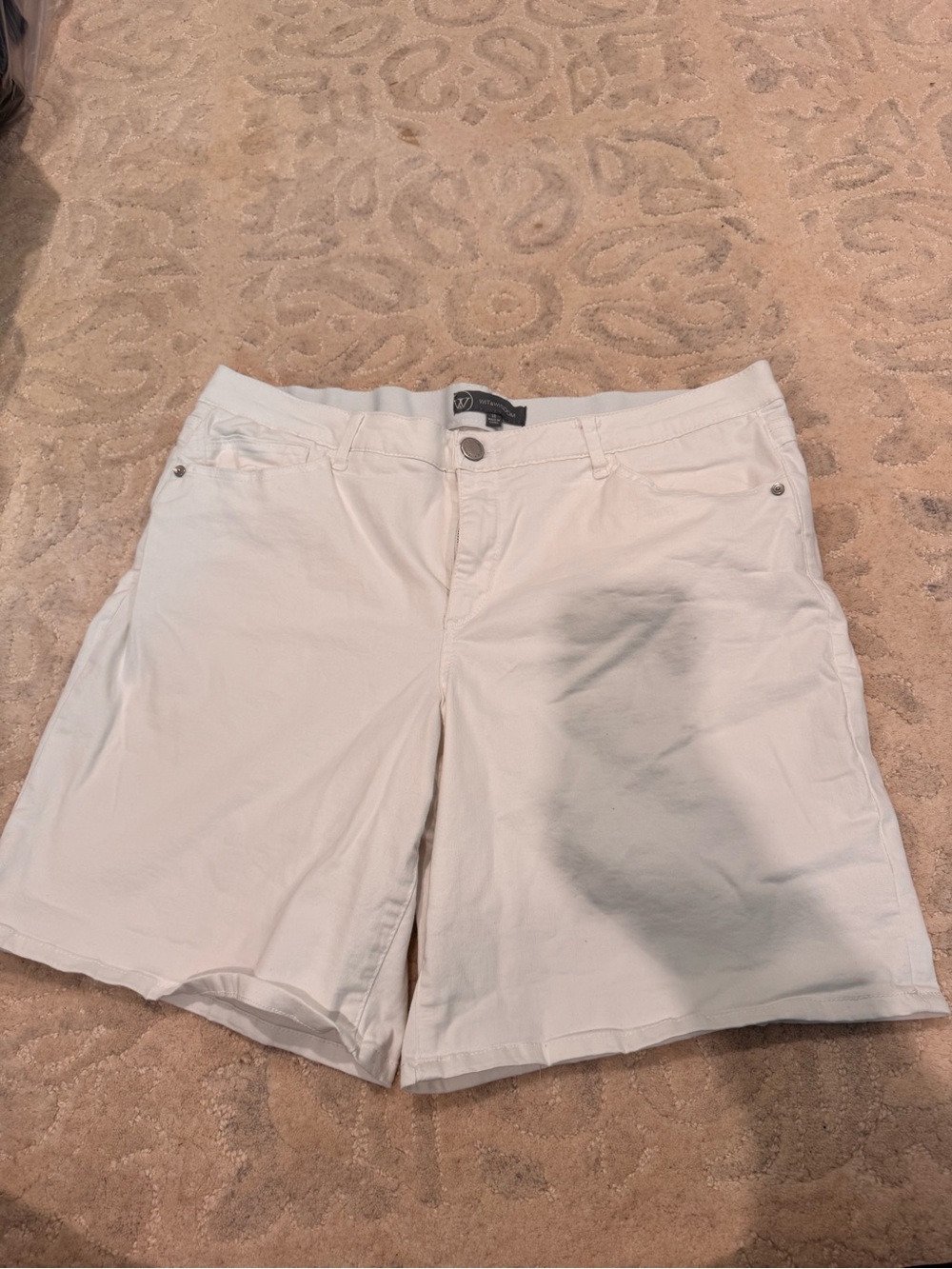 Wit & Wisdom White Bermuda Shorts